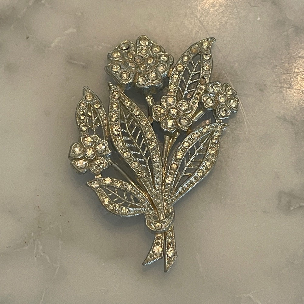 Vintage Art Deco Silver Pave Rhinestone Floral Brooch